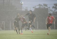 Foto de la galería: En su primer amistoso de pretemporada, Guaraní goleó a un combinado encarnaceno