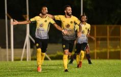 Foto de la galería: Crucero cayó de local por la Copa Argentina ante Pronunciamiento