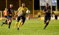 Foto de la galería: Crucero cayó de local por la Copa Argentina ante Pronunciamiento