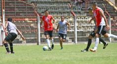 Foto de la galería: Guaraní derrotó a Atlético Posadas en otra jornada de amistosos en Villa Sarita