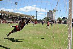 Foto de la galería: Guaraní derrotó a Atlético Posadas en otra jornada de amistosos en Villa Sarita