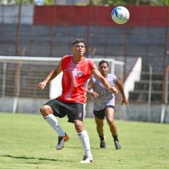 Foto de la galería: Guaraní derrotó a Atlético Posadas en otra jornada de amistosos en Villa Sarita