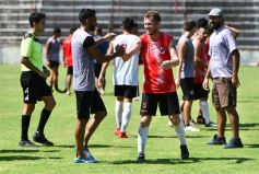 Foto de la galería: Guaraní derrotó a Atlético Posadas en otra jornada de amistosos en Villa Sarita