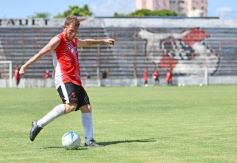 Foto de la galería: Guaraní derrotó a Atlético Posadas en otra jornada de amistosos en Villa Sarita