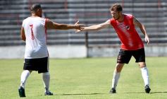 Foto de la galería: Guaraní derrotó a Atlético Posadas en otra jornada de amistosos en Villa Sarita