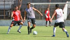 Foto de la galería: Guaraní derrotó a Atlético Posadas en otra jornada de amistosos en Villa Sarita