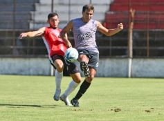 Foto de la galería: Guaraní derrotó a Atlético Posadas en otra jornada de amistosos en Villa Sarita