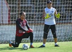 Foto de la galería: Guaraní derrotó a Atlético Posadas en otra jornada de amistosos en Villa Sarita