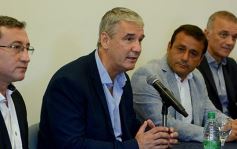 Foto de la galería: “Debemos ser ordenados y trabajar sobre pautas cumplibles”, indicó el Gobernador a los intendentes