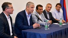 Foto de la galería: “Debemos ser ordenados y trabajar sobre pautas cumplibles”, indicó el Gobernador a los intendentes