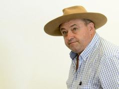 Foto de la galería: “Debemos ser ordenados y trabajar sobre pautas cumplibles”, indicó el Gobernador a los intendentes