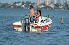 Foto de la galería: Una vuelta por La Isla del Medio, paraíso natural frente a la costa de Posadas