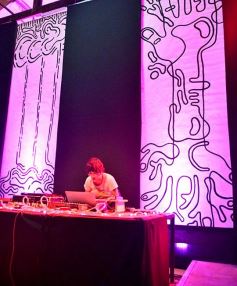 Foto de la galería: El Galpón de la Murga de la Estación vibró con el arte de la la Asociación de Músicas Unidas de Misiones