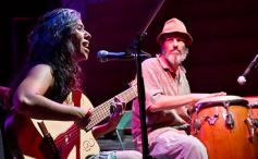 Foto de la galería: El Galpón de la Murga de la Estación vibró con el arte de la la Asociación de Músicas Unidas de Misiones