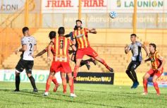 Foto de la galería: Triunfazo de Crucero ante Boca Unidos