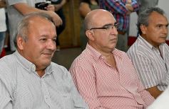 Foto de la galería: Radicales de toda la provincia homenajearon a Raúl Solmoirago