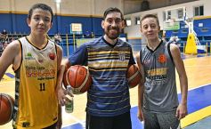 Foto de la galería: Huevo Sánchez dictó una interesantísima clínica de básquet en el Mitre