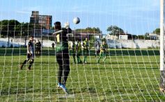 Foto de la galería: La Picada pegó primero ante Atlético Posadas