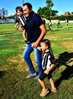 Foto de la galería: La Picada pegó primero ante Atlético Posadas