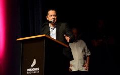 Foto de la galería: El pianista Miguel Ángel Estrella maravilló a todos con su concierto en el Teatro Lírico