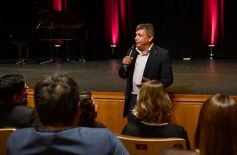 Foto de la galería: El pianista Miguel Ángel Estrella maravilló a todos con su concierto en el Teatro Lírico