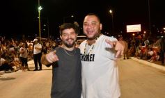 Foto de la galería: Postales de los Carnavales del Río: la noche que el ritmo pudo más que el frío