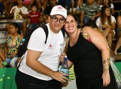 Foto de la galería: Postales de los Carnavales del Río: la noche que el ritmo pudo más que el frío