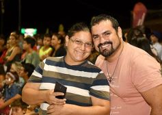 Foto de la galería: Postales de los Carnavales del Río: la noche que el ritmo pudo más que el frío