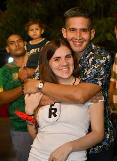 Foto de la galería: Postales de los Carnavales del Río: la noche que el ritmo pudo más que el frío