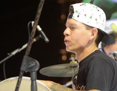 Foto de la galería: Postales de los Carnavales del Río: la noche que el ritmo pudo más que el frío