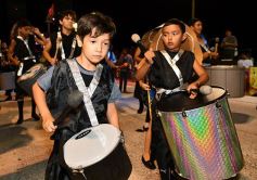 Foto de la galería: Postales de los Carnavales del Río: la noche que el ritmo pudo más que el frío