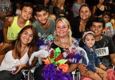 Foto de la galería: Postales de los Carnavales del Río: la noche que el ritmo pudo más que el frío