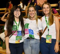 Foto de la galería: Postales de los Carnavales del Río: la noche que el ritmo pudo más que el frío