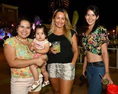 Foto de la galería: Postales de los Carnavales del Río: la noche que el ritmo pudo más que el frío