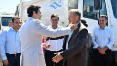 Foto de la galería: Herrera Ahuad encabezó entrega de equipos viales para municipios misioneros