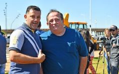 Foto de la galería: Herrera Ahuad encabezó entrega de equipos viales para municipios misioneros