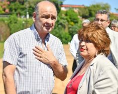 Foto de la galería: Herrera Ahuad encabezó entrega de equipos viales para municipios misioneros