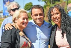 Foto de la galería: Herrera Ahuad encabezó entrega de equipos viales para municipios misioneros