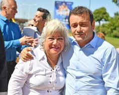 Foto de la galería: Herrera Ahuad encabezó entrega de equipos viales para municipios misioneros