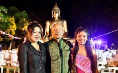 Foto de la galería: La comunidad laosiana festejó sus cuatro décadas en Misiones con la inauguración del Buda gigante