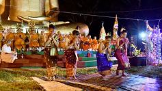 Foto de la galería: La comunidad laosiana festejó sus cuatro décadas en Misiones con la inauguración del Buda gigante