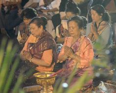 Foto de la galería: La comunidad laosiana festejó sus cuatro décadas en Misiones con la inauguración del Buda gigante