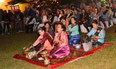 Foto de la galería: La comunidad laosiana festejó sus cuatro décadas en Misiones con la inauguración del Buda gigante