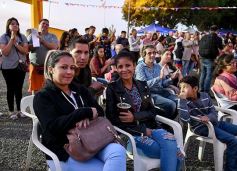 Foto de la galería: La comunidad laosiana festejó sus cuatro décadas en Misiones con la inauguración del Buda gigante
