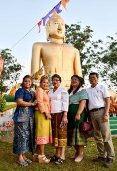 Foto de la galería: La comunidad laosiana festejó sus cuatro décadas en Misiones con la inauguración del Buda gigante