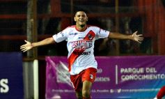 Foto de la galería: Guaraní, líder de la Zona 7 del Regional Amateur