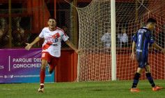 Foto de la galería: Guaraní, líder de la Zona 7 del Regional Amateur