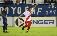 Foto de la galería: Guaraní, líder de la Zona 7 del Regional Amateur