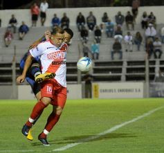 Foto de la galería: Guaraní, líder de la Zona 7 del Regional Amateur