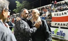 Foto de la galería: Guaraní, líder de la Zona 7 del Regional Amateur